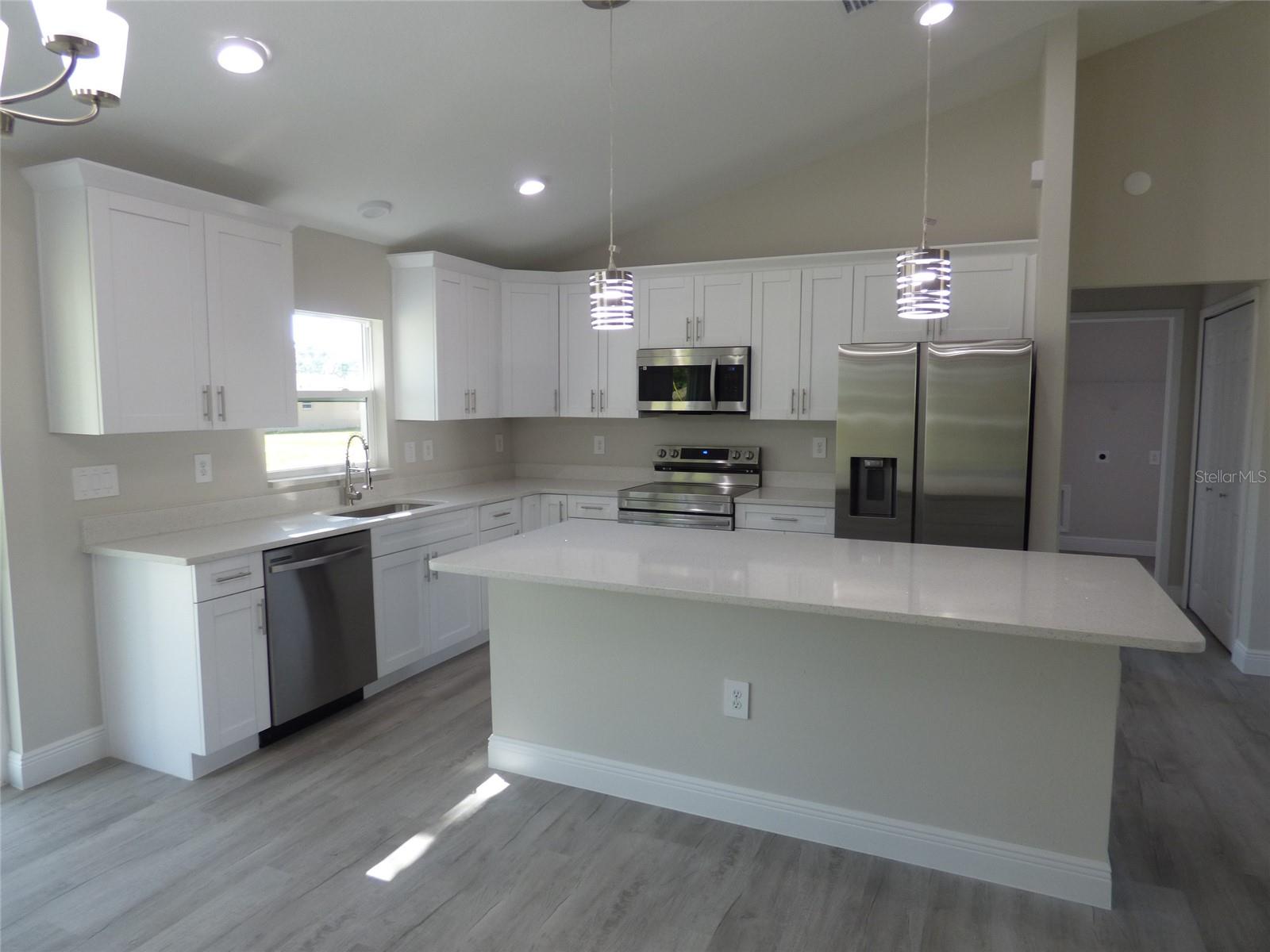 CITRUS SPGS UNIT 11 - Residential
