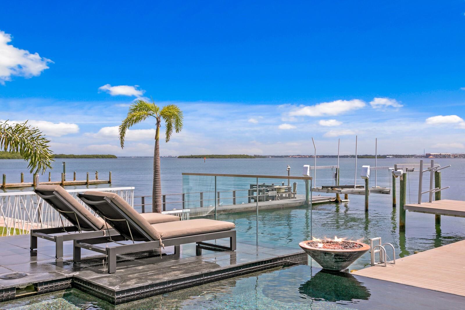 ISLAND ESTATES OF CLEARWATER - Residential