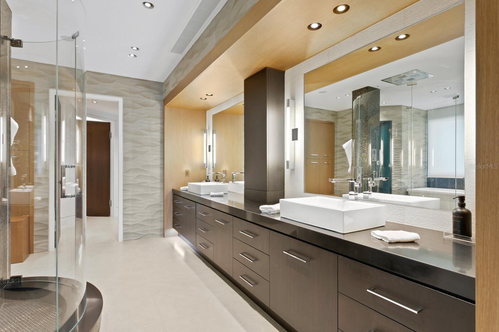 ISLAND ESTATES OF CLEARWATER - Residential