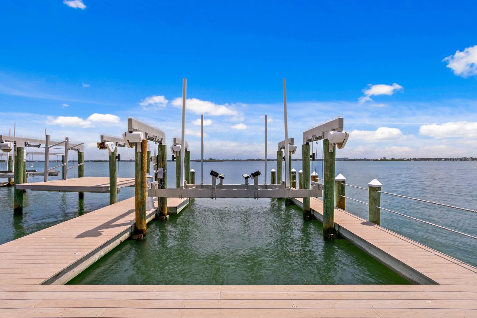 ISLAND ESTATES OF CLEARWATER - Residential