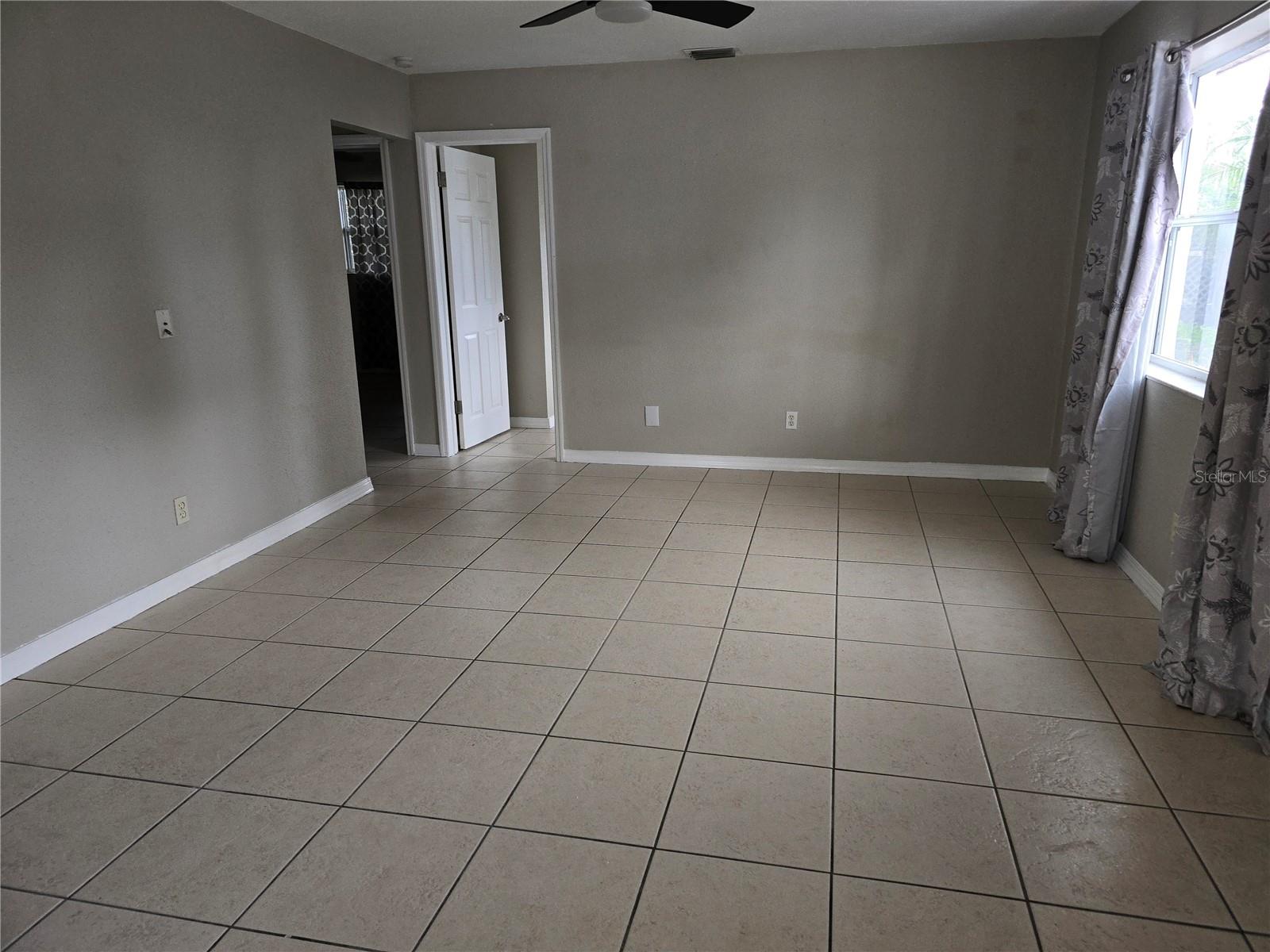 SARASOTA SPGS - Residential