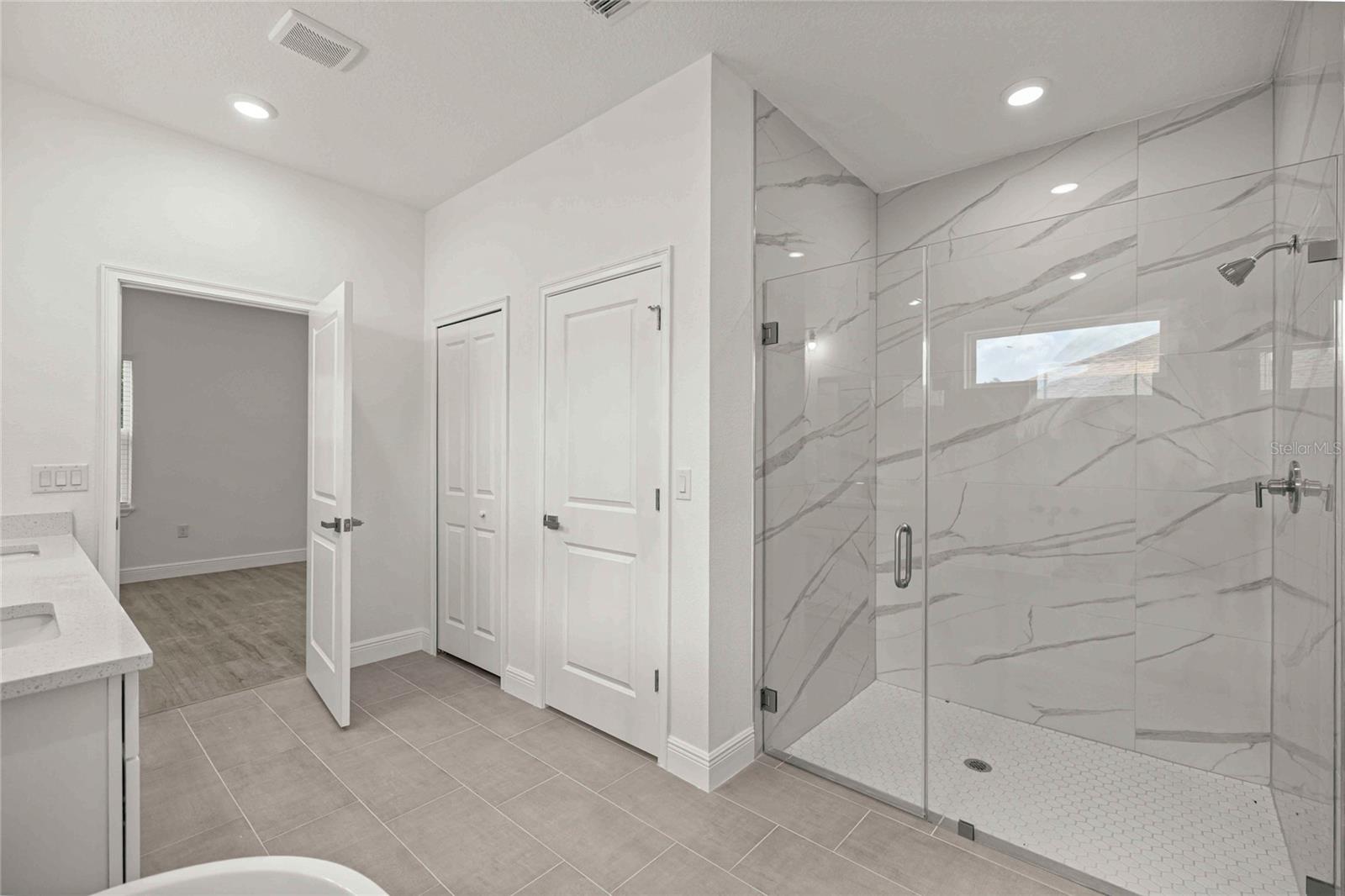 MARION OAKS UN 3 - Residential