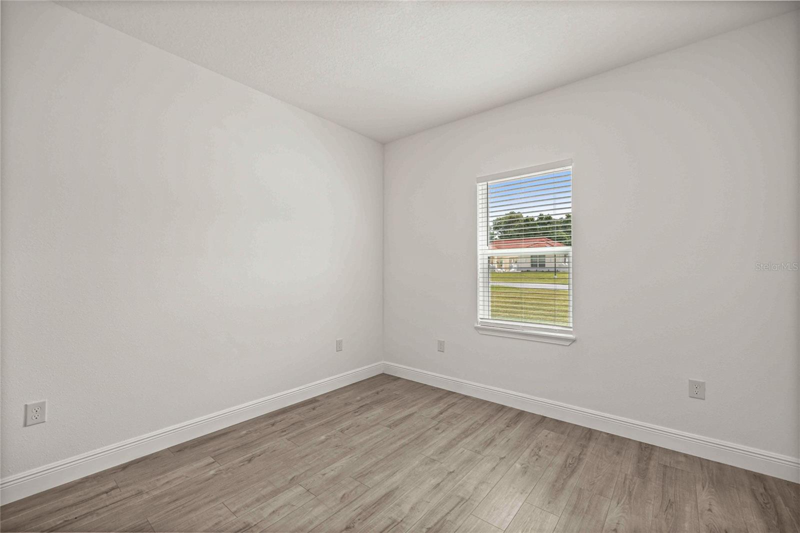 MARION OAKS UN 3 - Residential