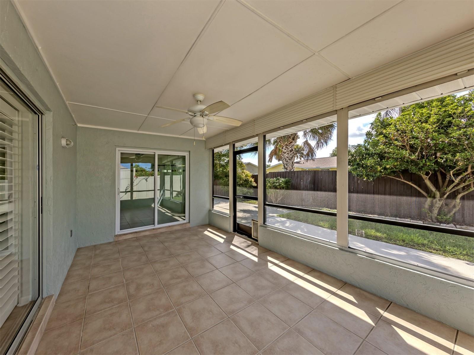 SOUTH VENICE - Residential