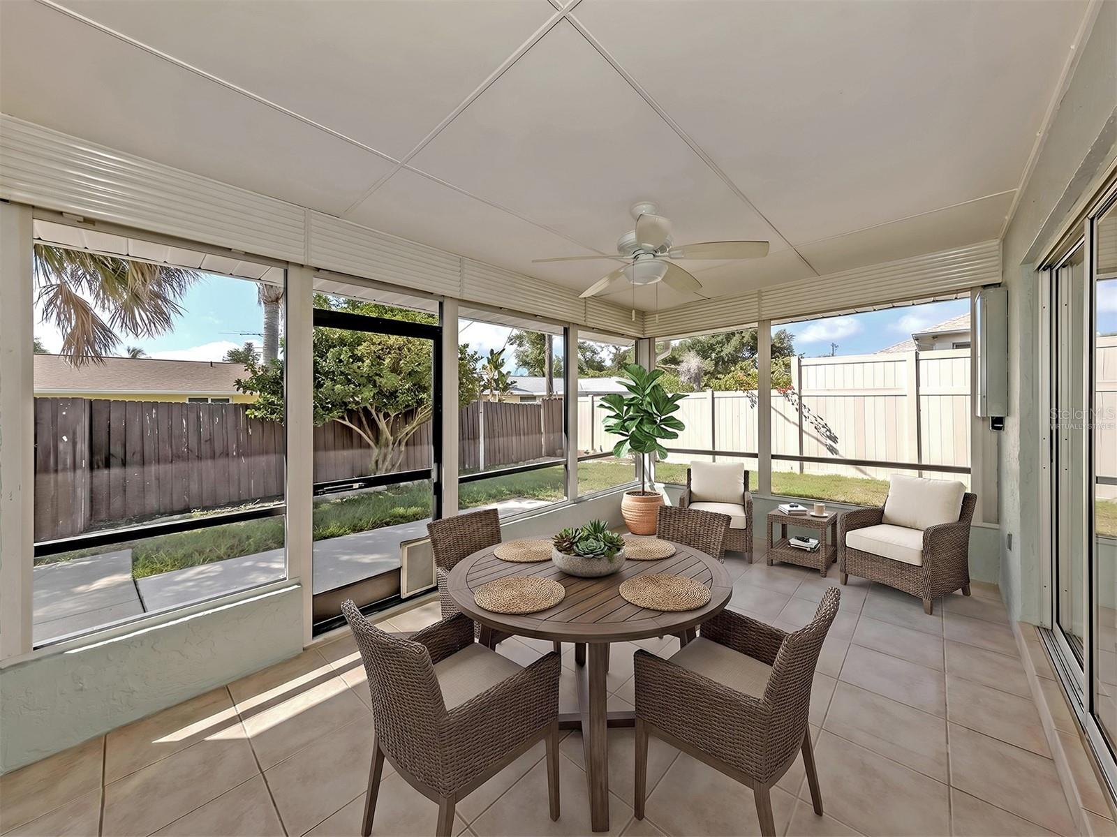 SOUTH VENICE - Residential