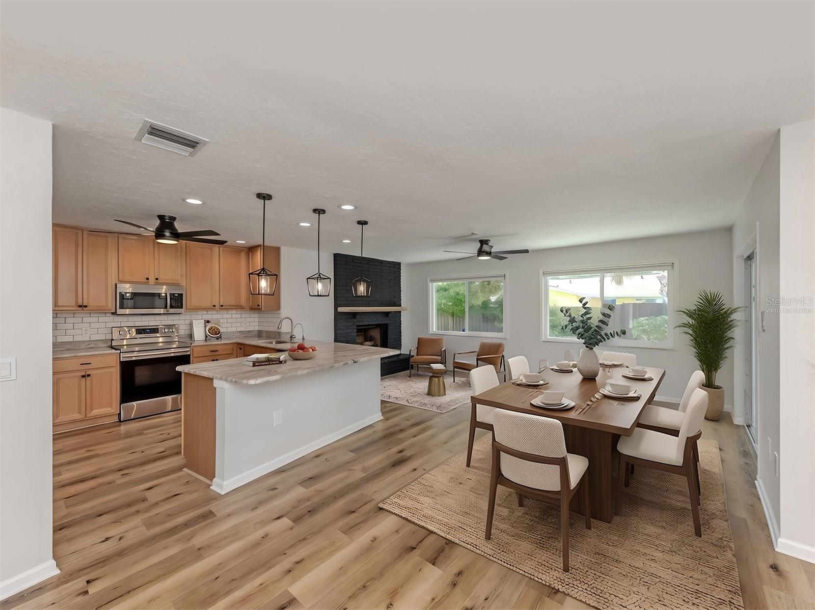 SOUTH VENICE - Residential
