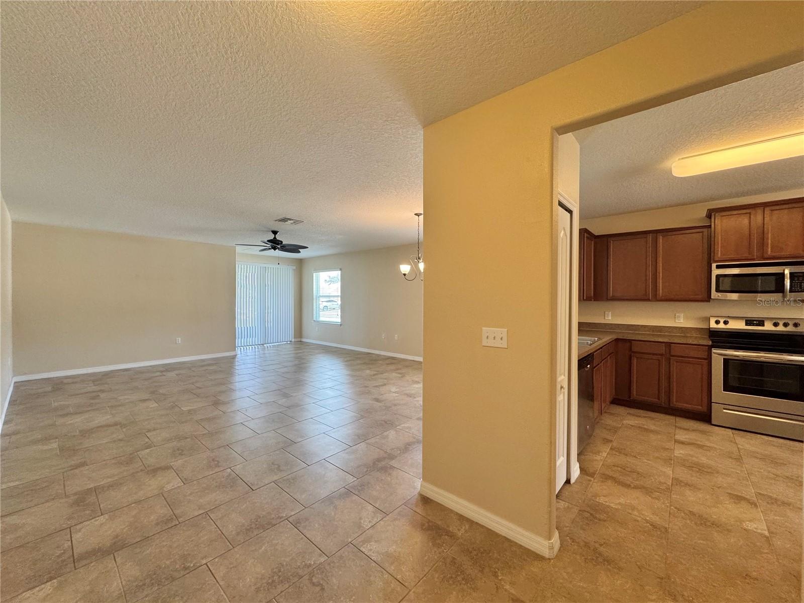 CENTRAL POINTE - Residential Lease