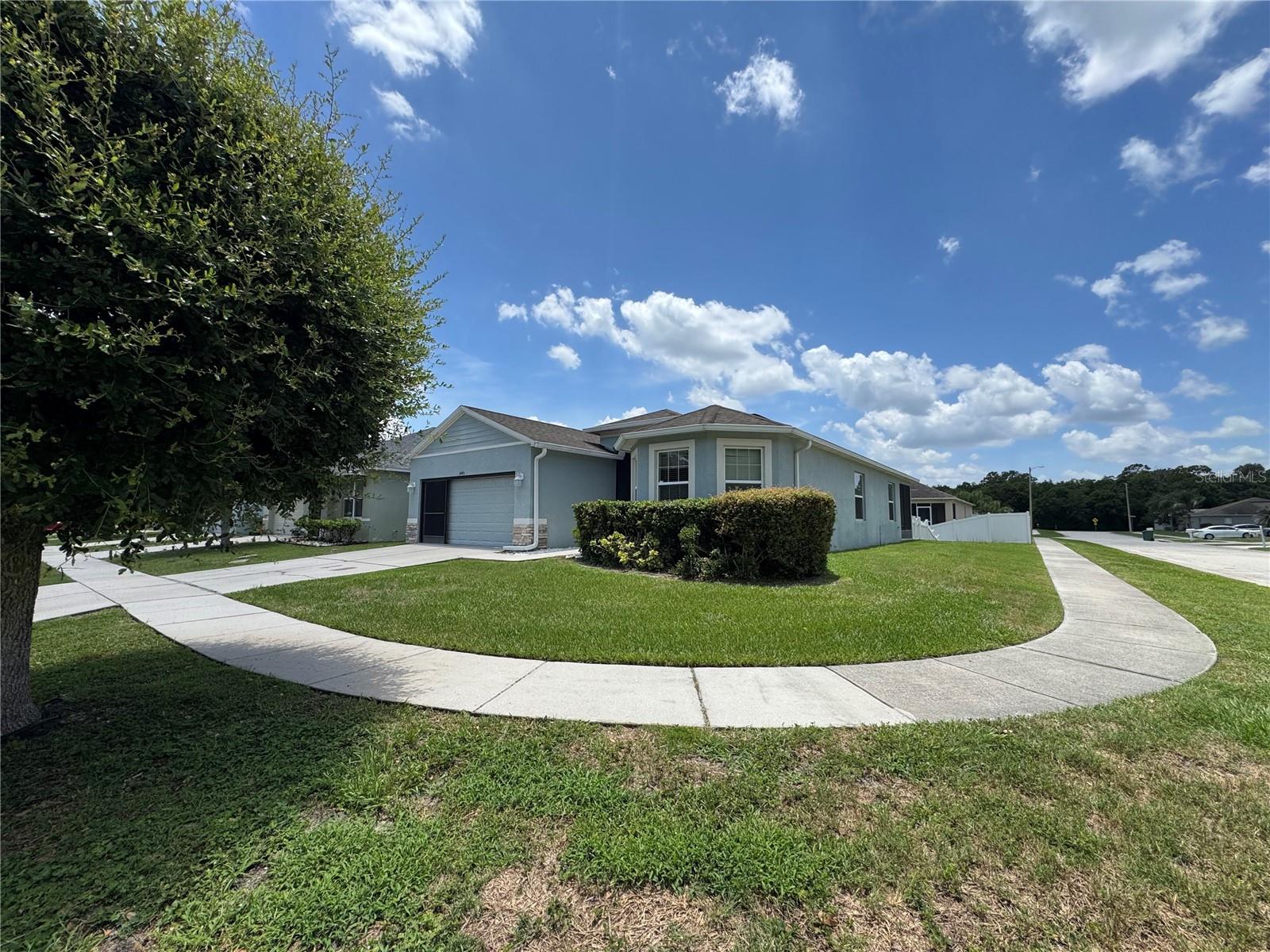 CENTRAL POINTE - Residential Lease