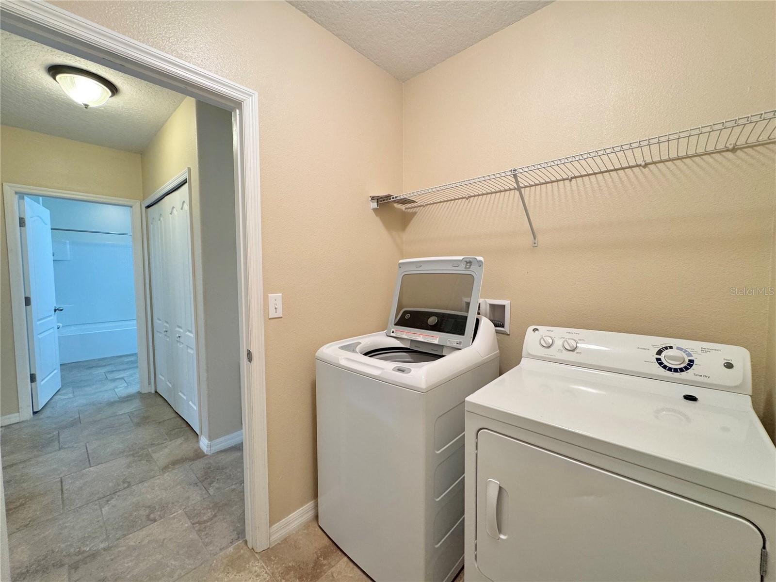 CENTRAL POINTE - Residential Lease