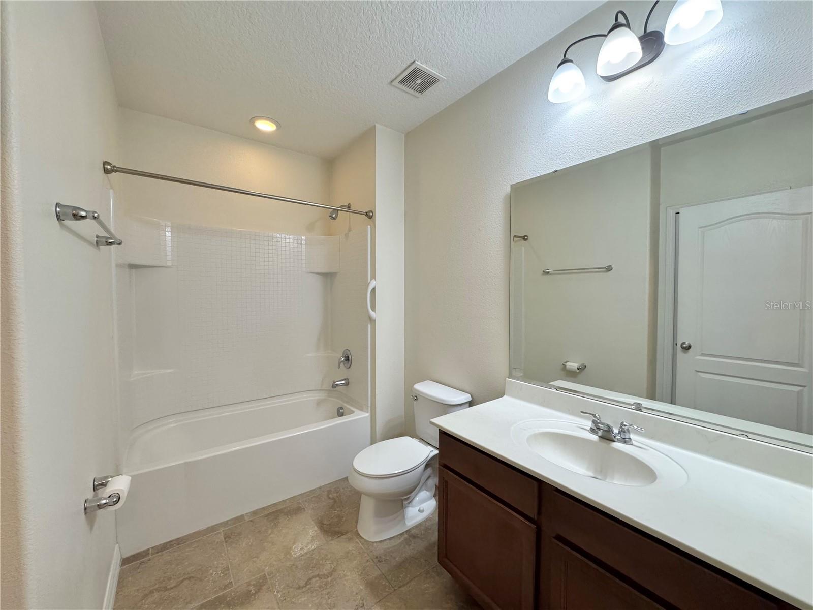 CENTRAL POINTE - Residential Lease