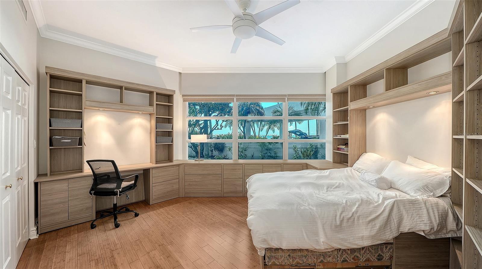 CONDO ON THE BAY TOWER I - Residential