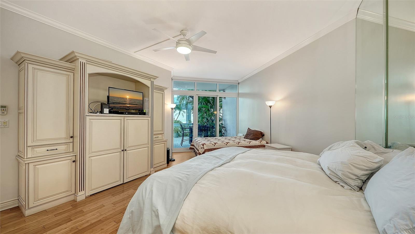 CONDO ON THE BAY TOWER I - Residential