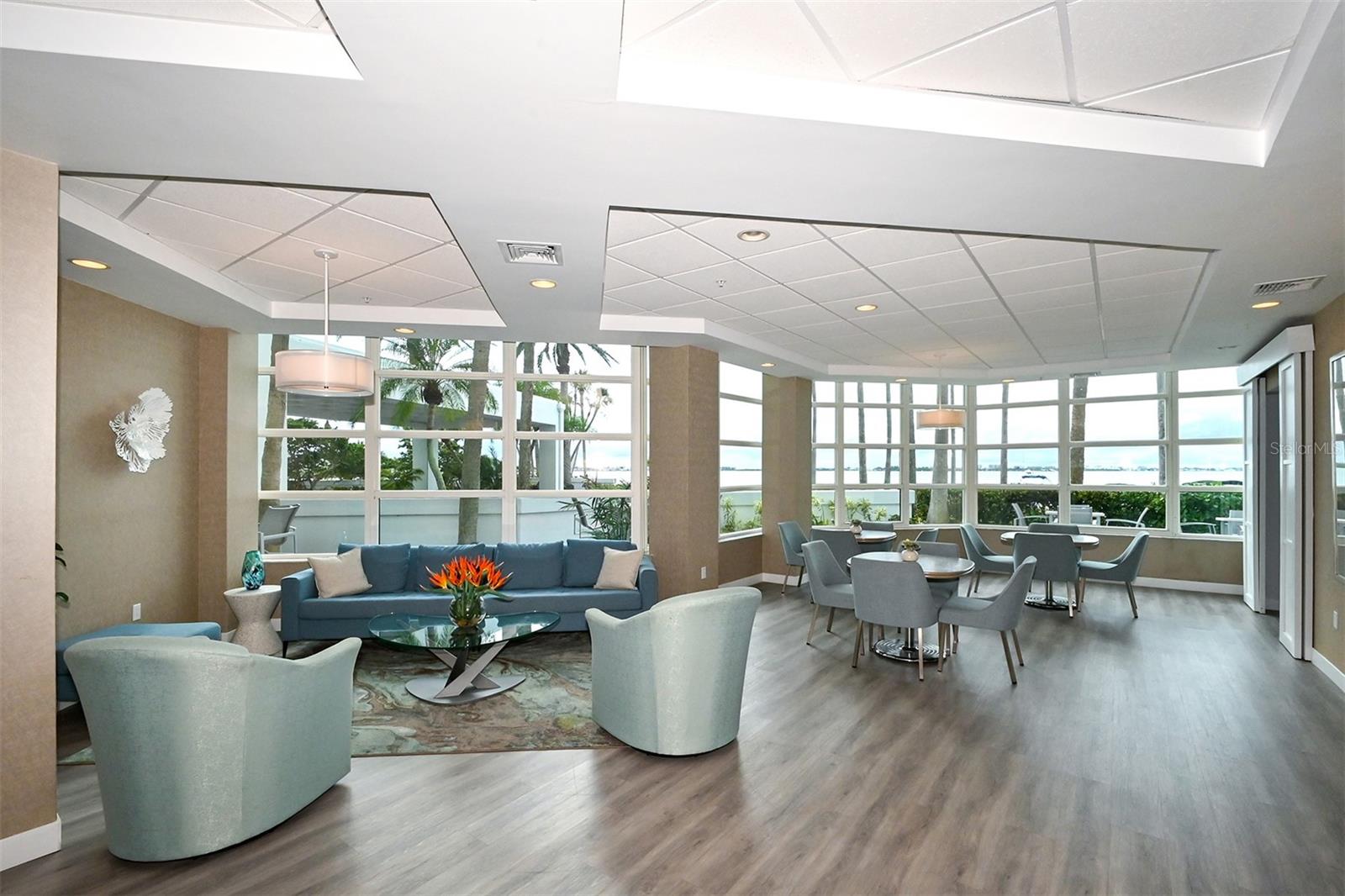 CONDO ON THE BAY TOWER I - Residential