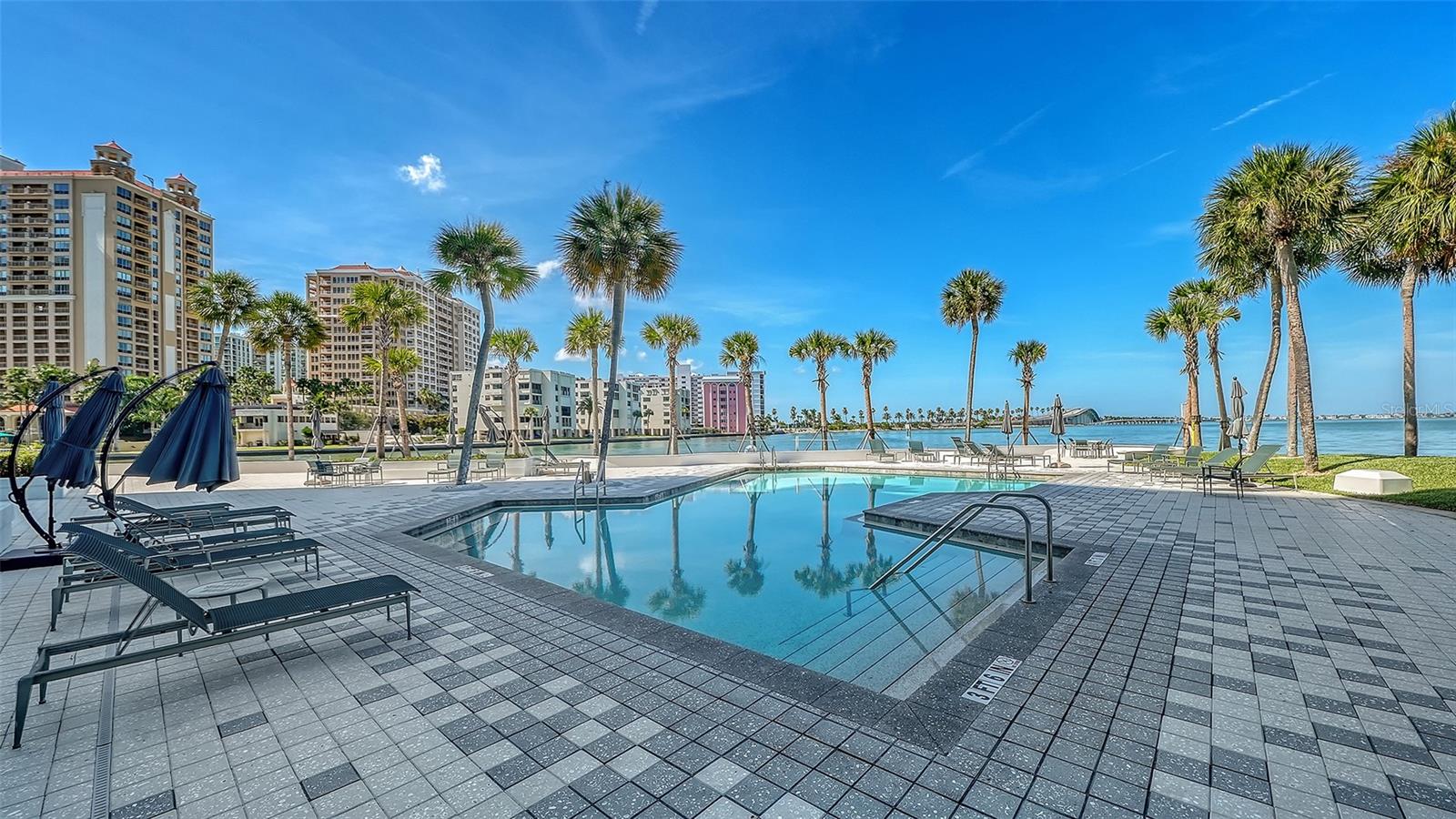 CONDO ON THE BAY TOWER I - Residential