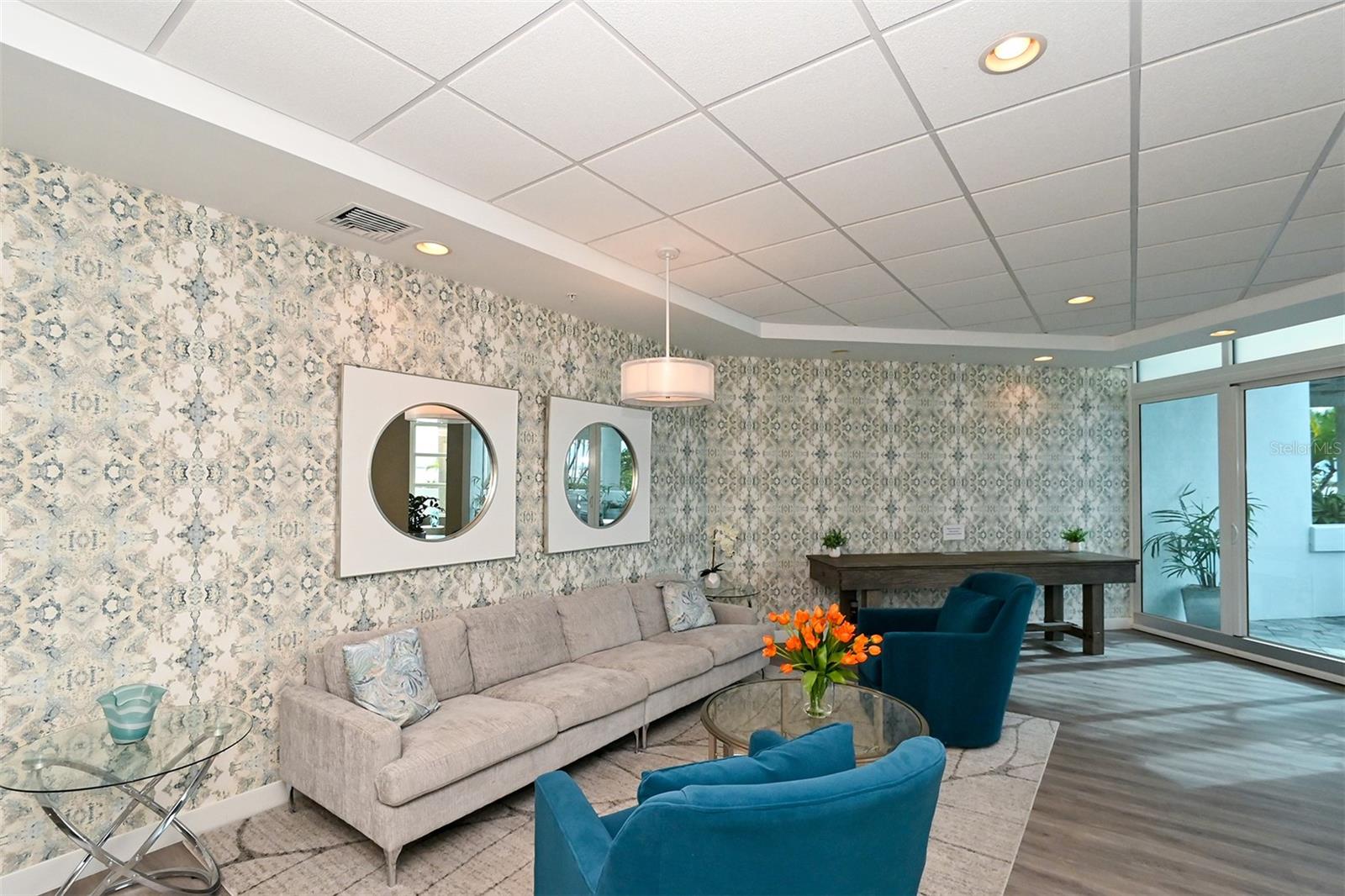 CONDO ON THE BAY TOWER I - Residential