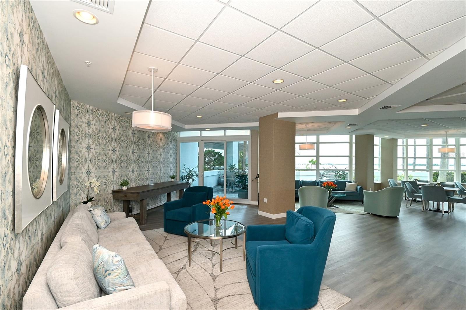 CONDO ON THE BAY TOWER I - Residential