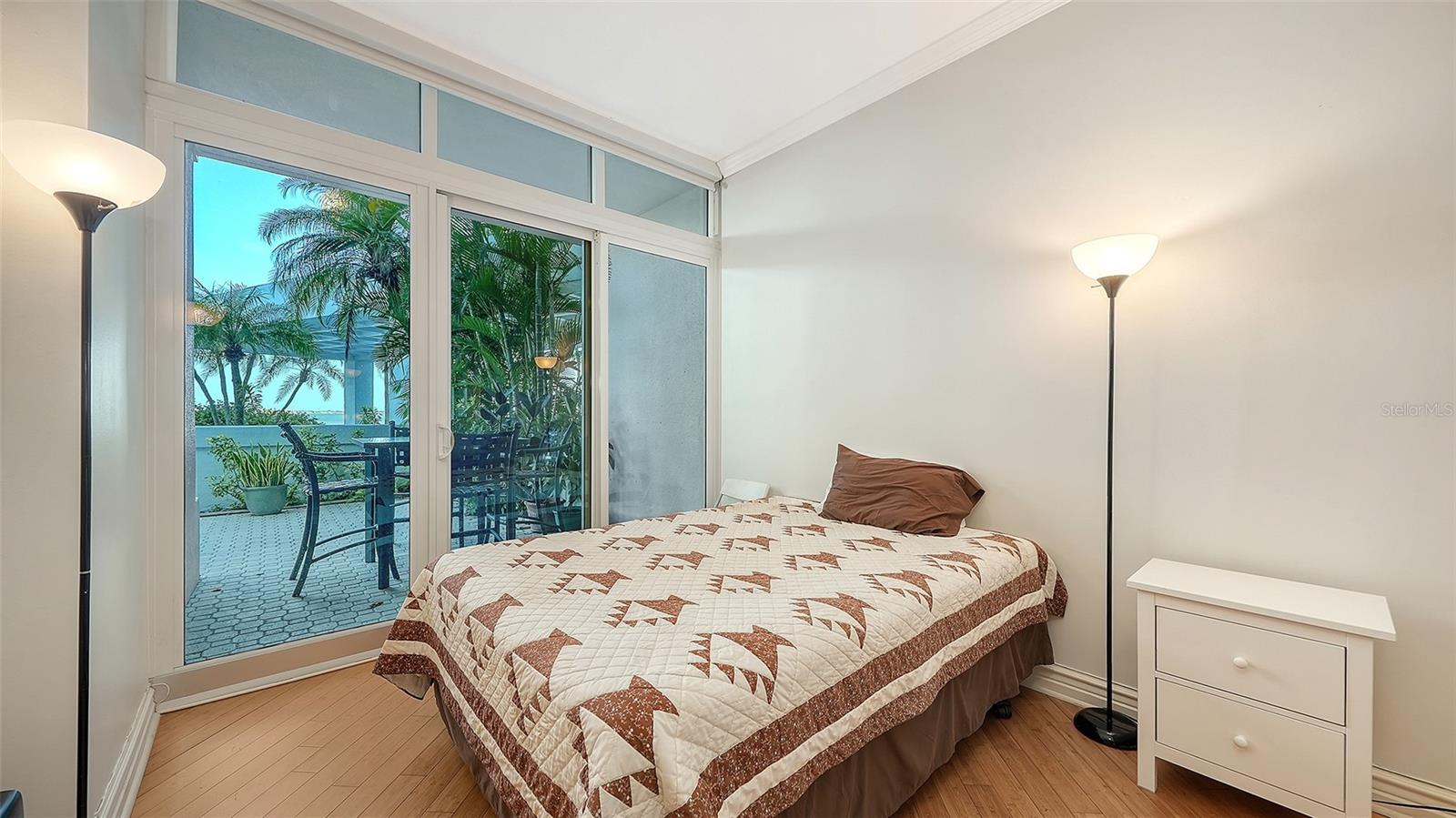 CONDO ON THE BAY TOWER I - Residential