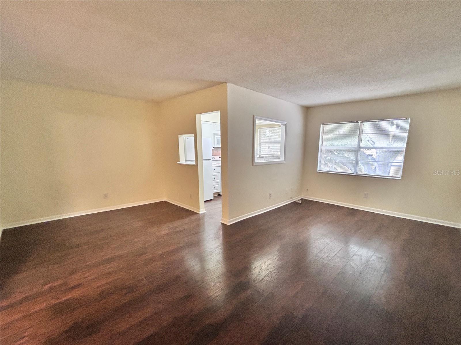 GOLDEN GATE CONDO - Residential