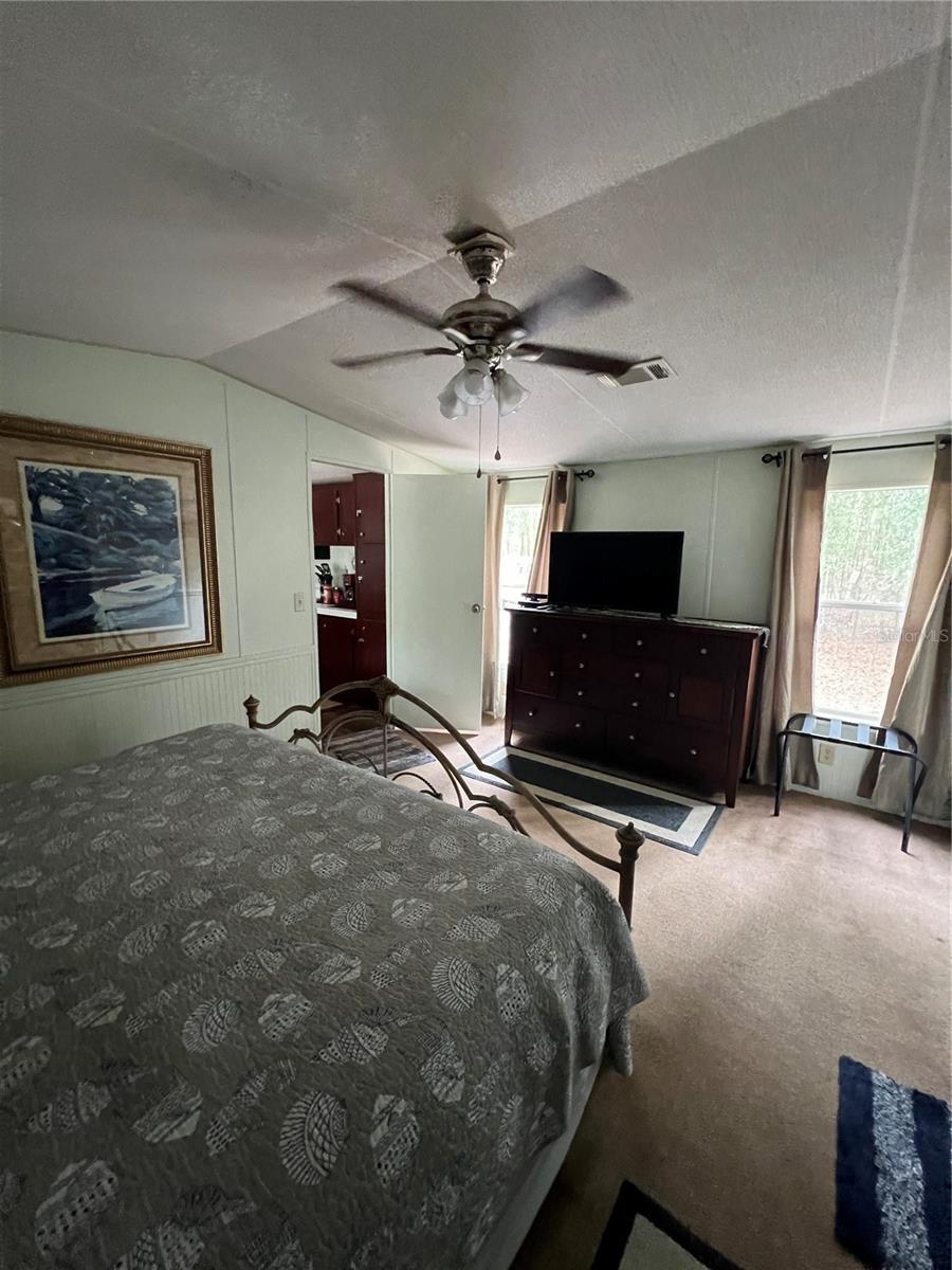 FT WHITE - Residential
