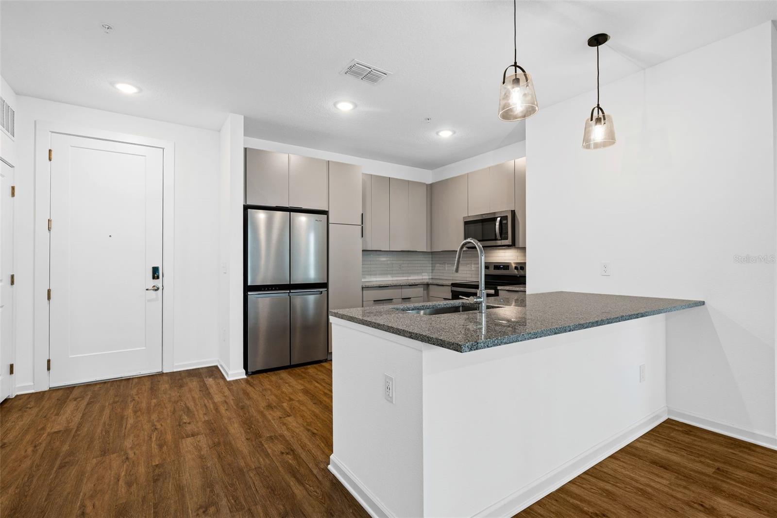 LUNARA APARTMENTS - Residential Lease