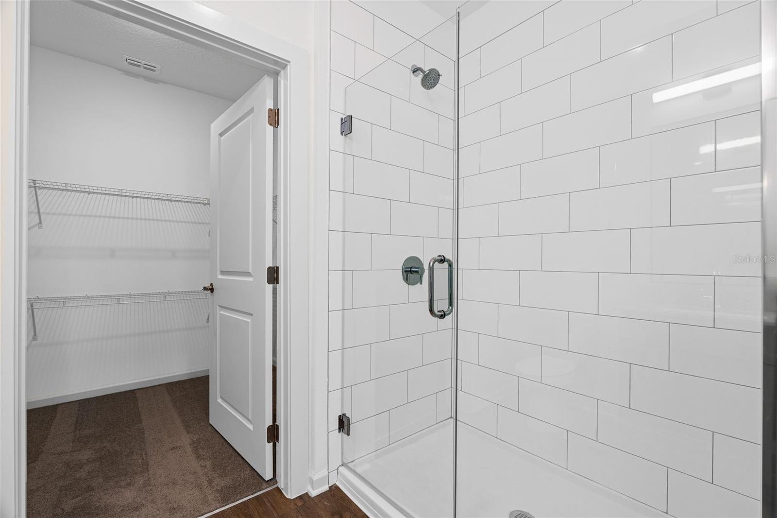 LUNARA APARTMENTS - Residential Lease