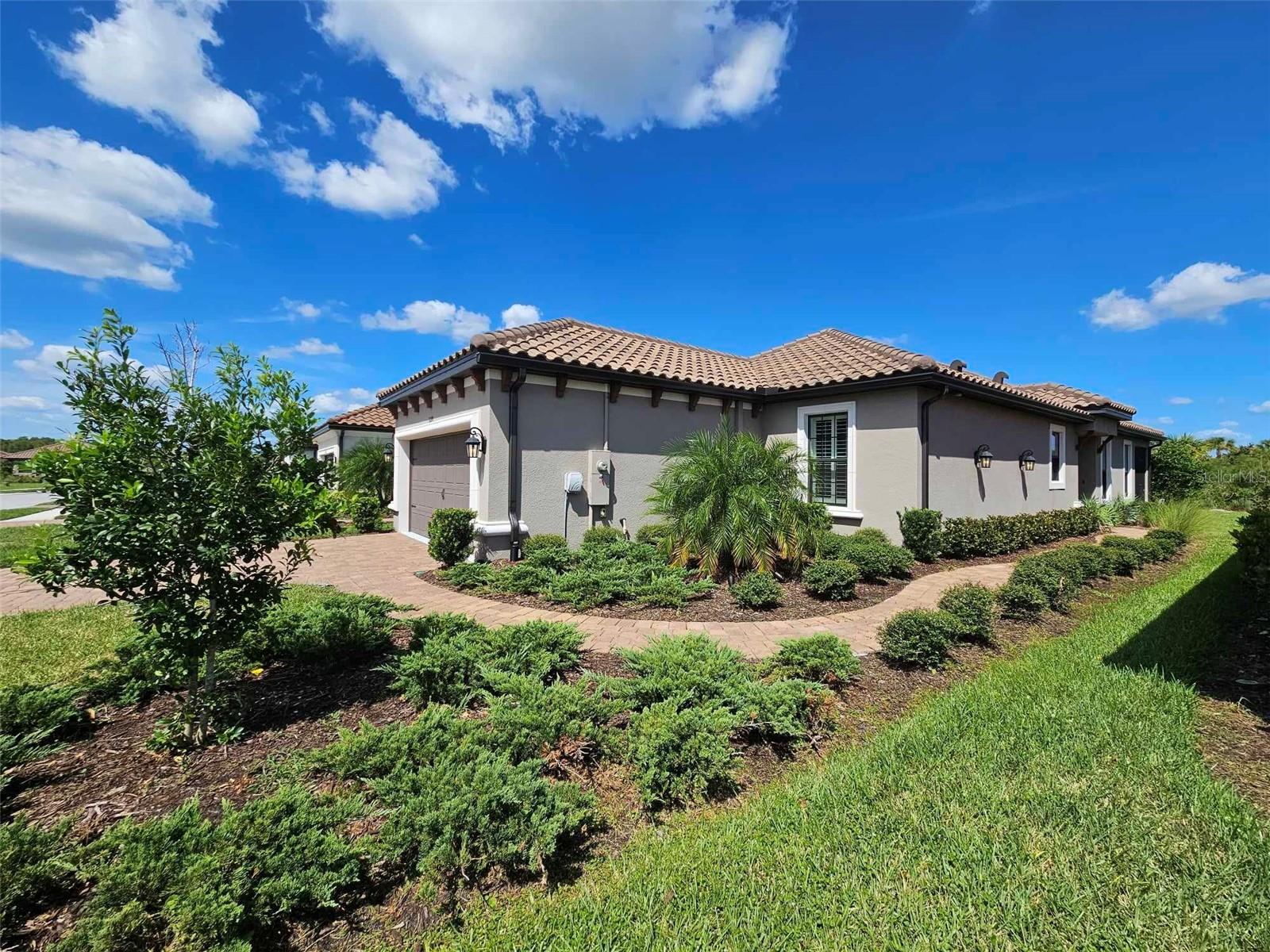 ESPLANADE/STARKEY RANCH - Residential