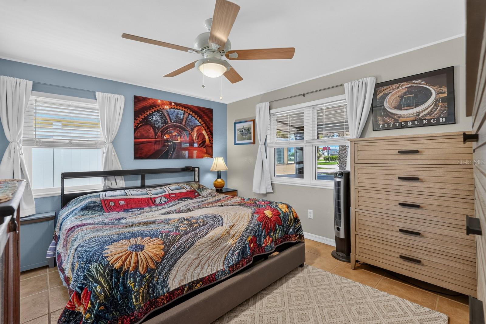 SUNNY SHORES - Residential