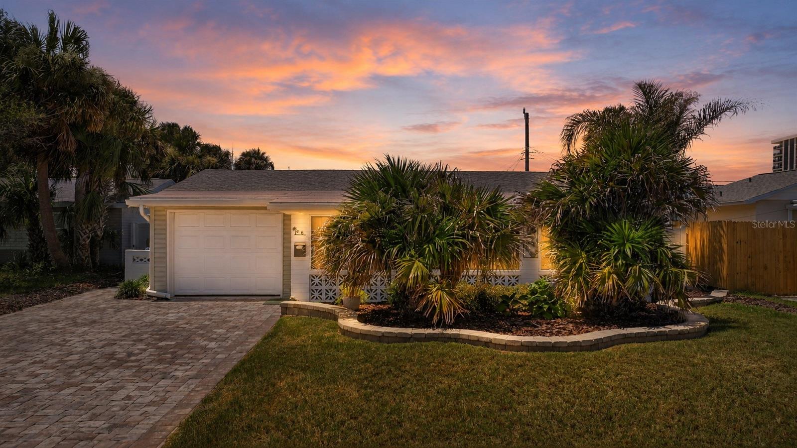 SUNNY SHORES - Residential