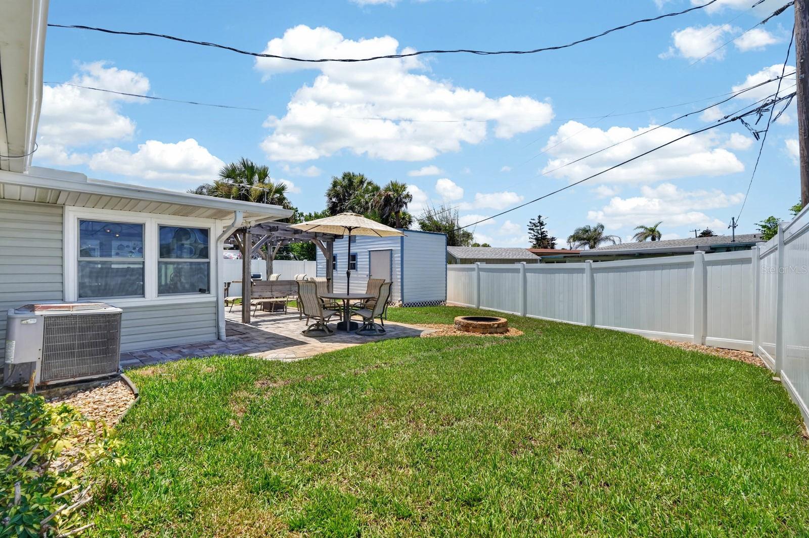 SUNNY SHORES - Residential