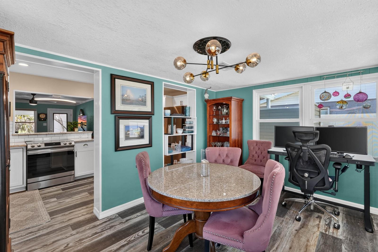SUNNY SHORES - Residential