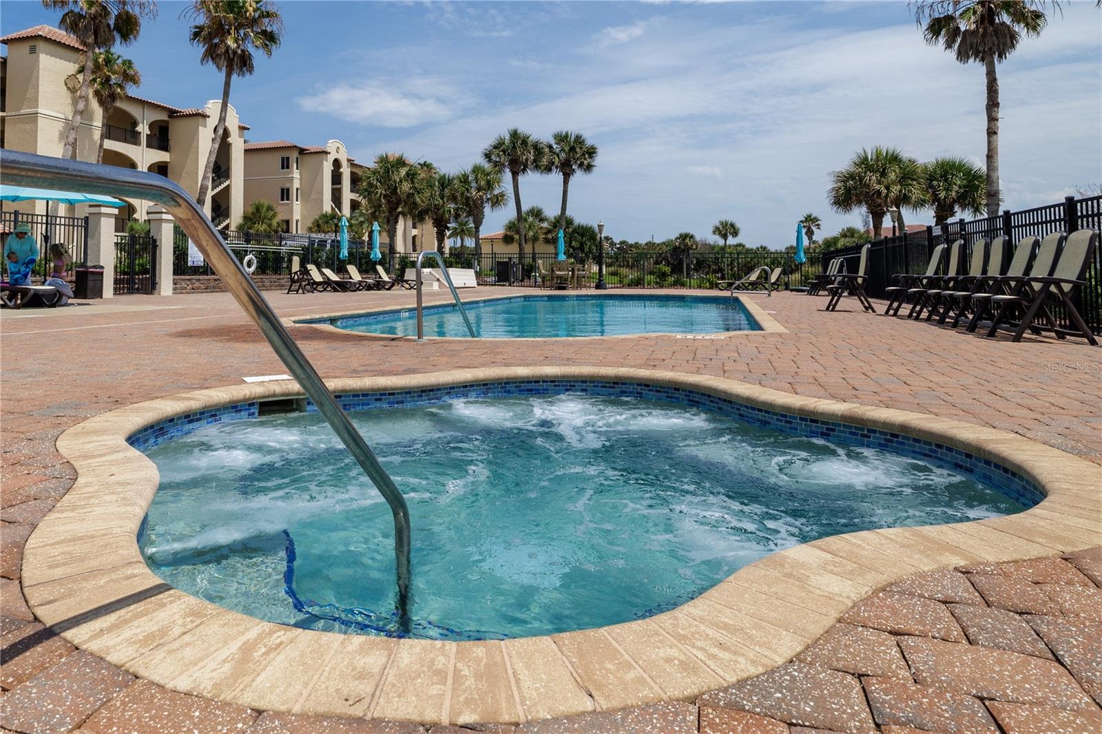OCEANSIDE/BEVERLY BEACH CONDO - Residential