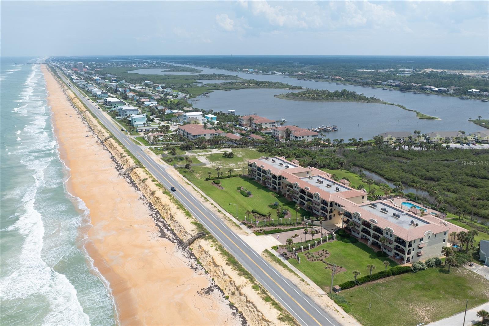 OCEANSIDE/BEVERLY BEACH CONDO - Residential