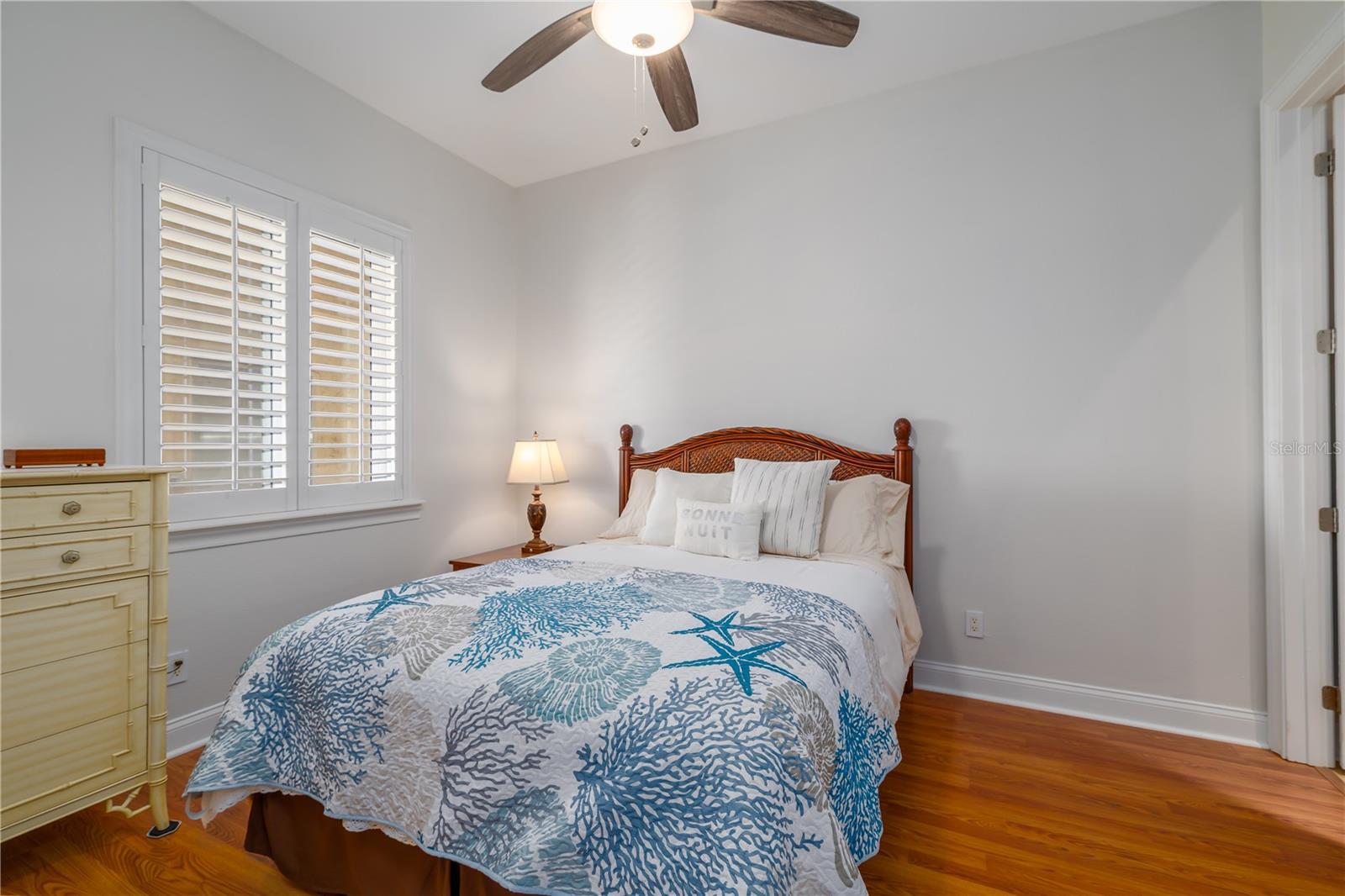 OCEANSIDE/BEVERLY BEACH CONDO - Residential