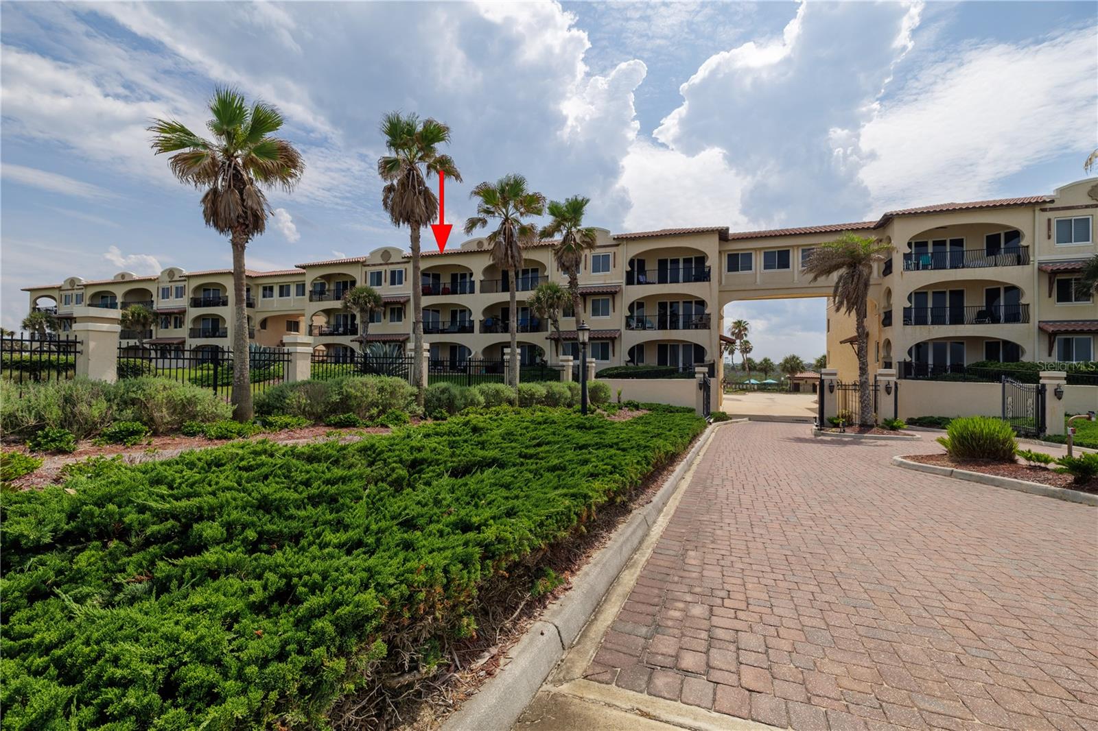 OCEANSIDE/BEVERLY BEACH CONDO - Residential