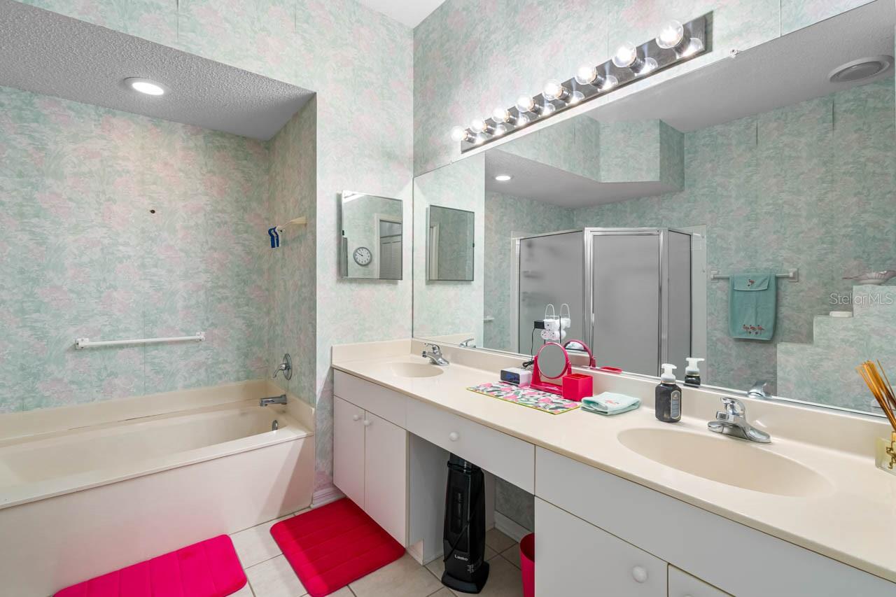 OXFORD I A CONDO - Residential