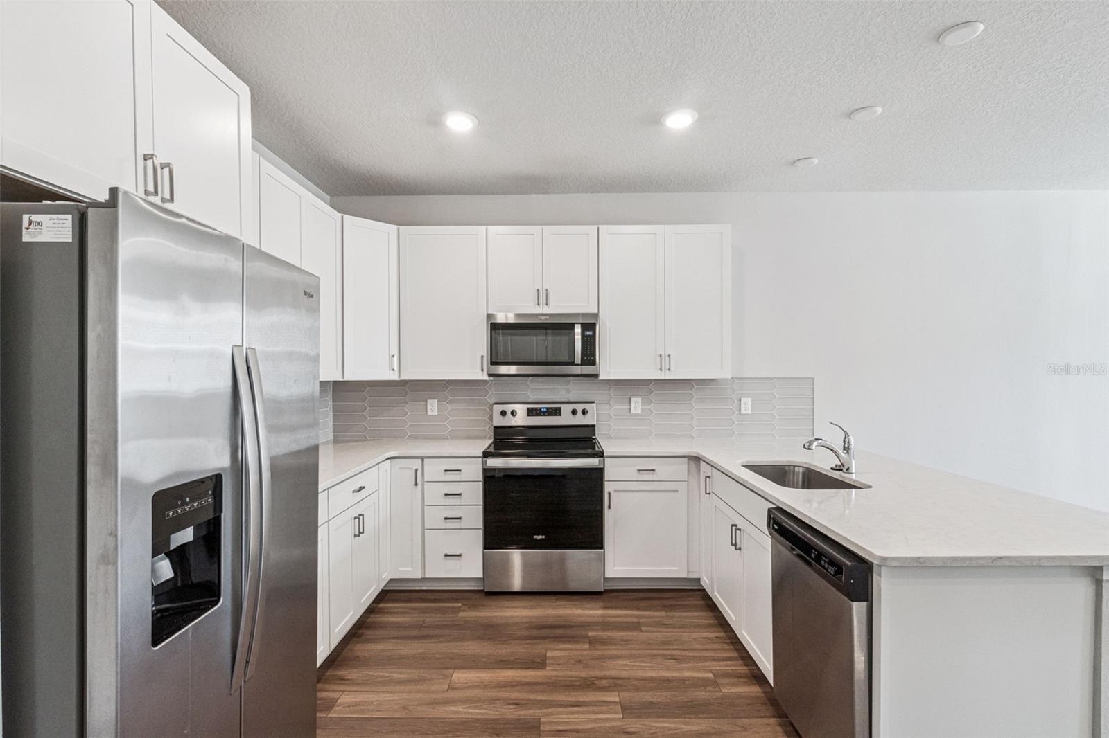 ISLES/LK NONA PH 3B - Residential