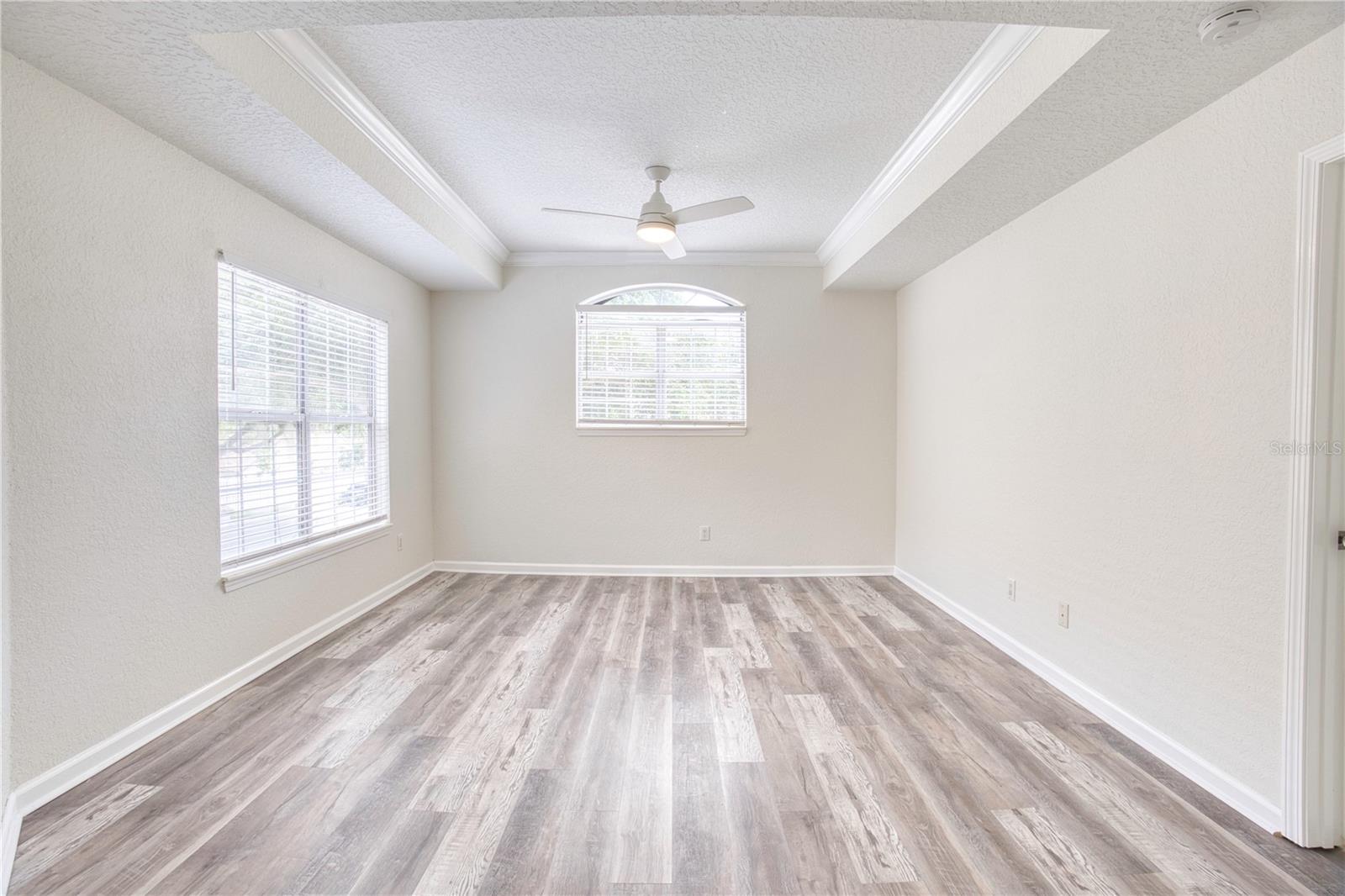 PHILLIPS BAY CONDO PH 02 OR 5723/2465 - Residential Lease