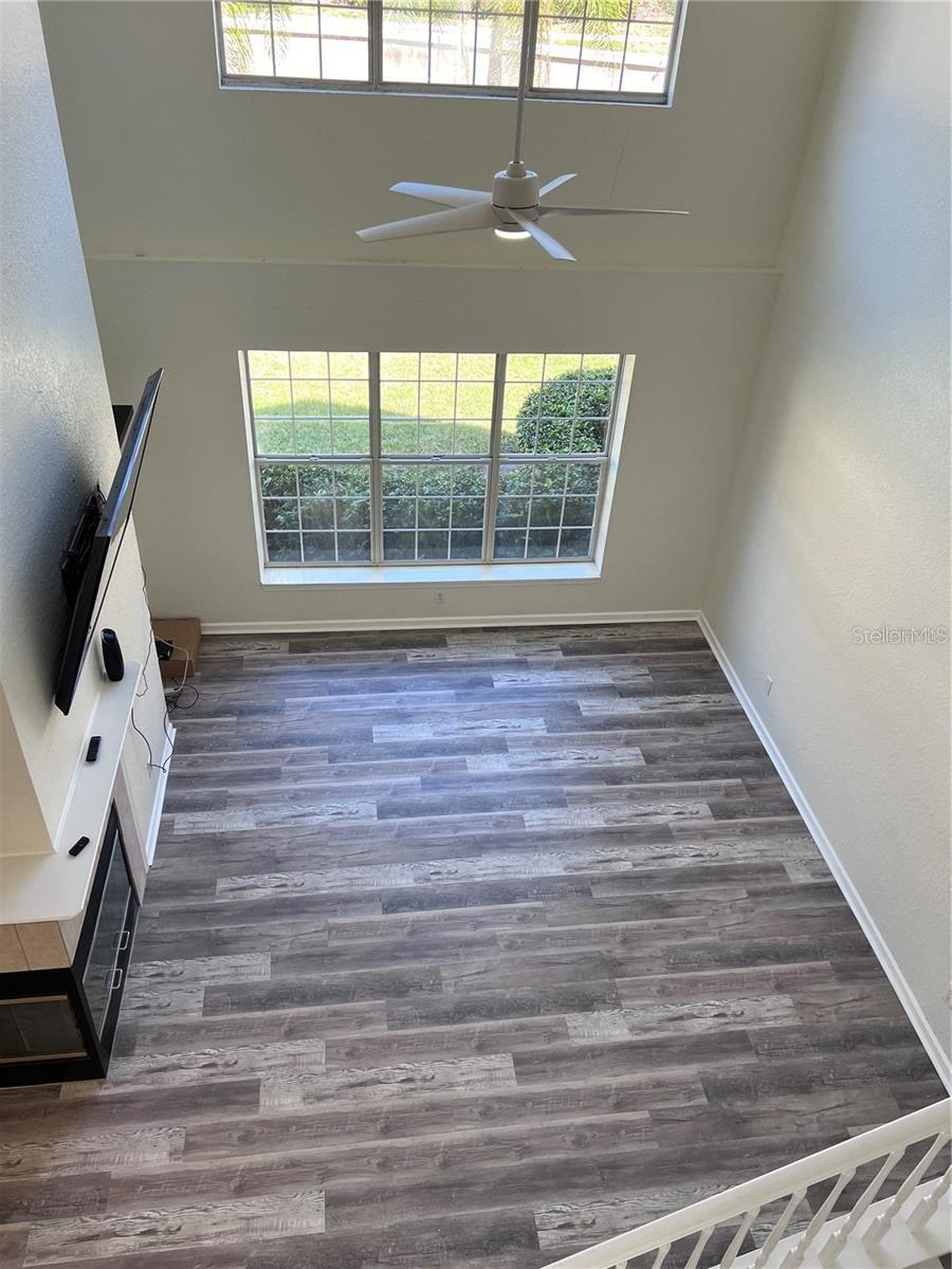 PHILLIPS BAY CONDO PH 02 OR 5723/2465 - Residential Lease