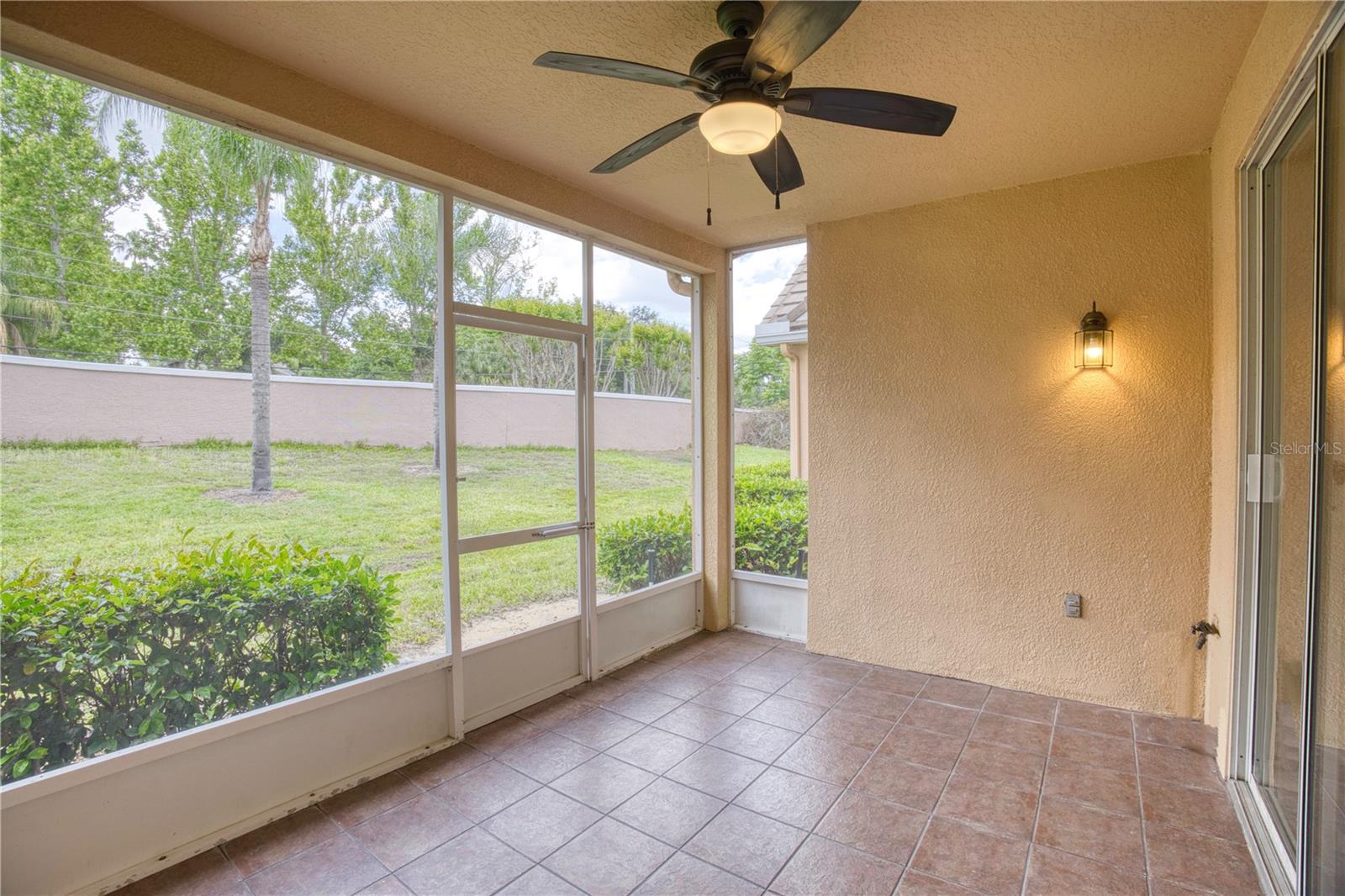 PHILLIPS BAY CONDO PH 02 OR 5723/2465 - Residential Lease