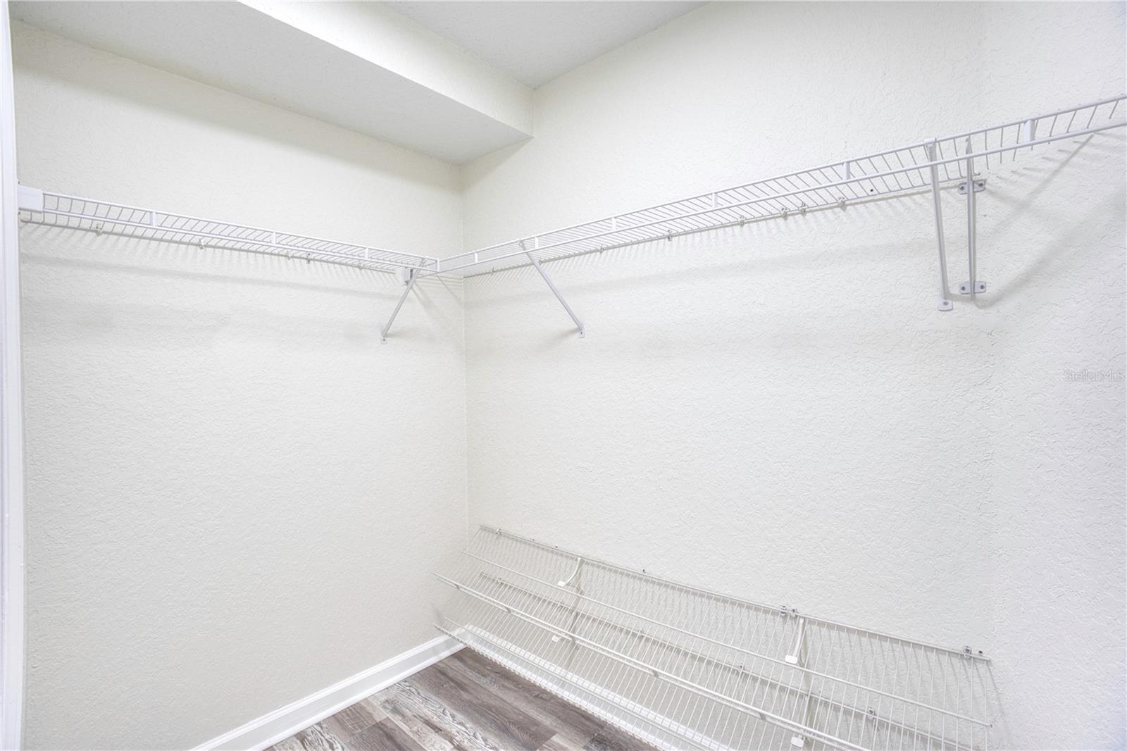 PHILLIPS BAY CONDO PH 02 OR 5723/2465 - Residential Lease