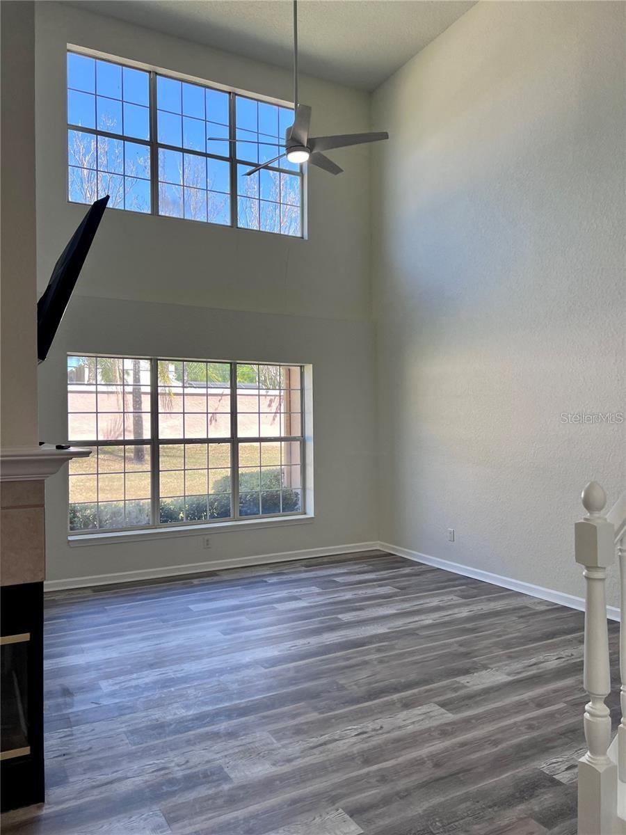PHILLIPS BAY CONDO PH 02 OR 5723/2465 - Residential Lease