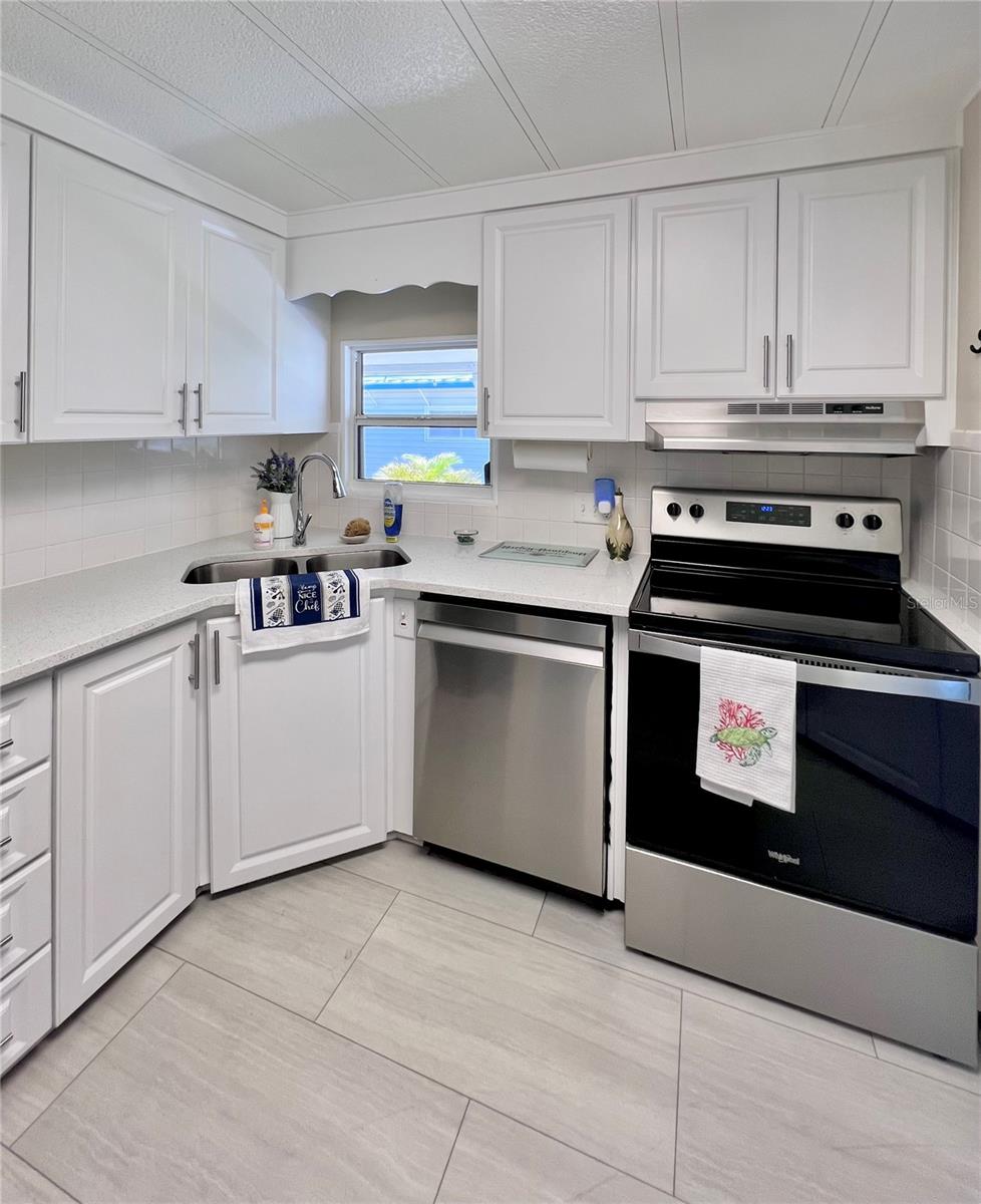 FAIRWAY VILLAGE MOBILE HOME PARK UNREC - Residential