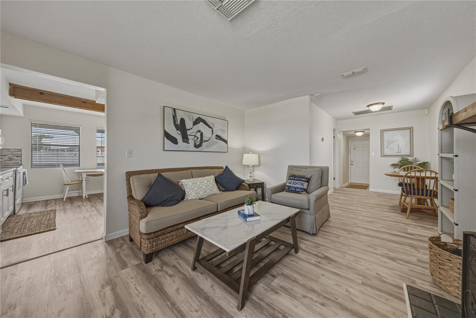 LAKE JACKSON BLVD SUB - Residential
