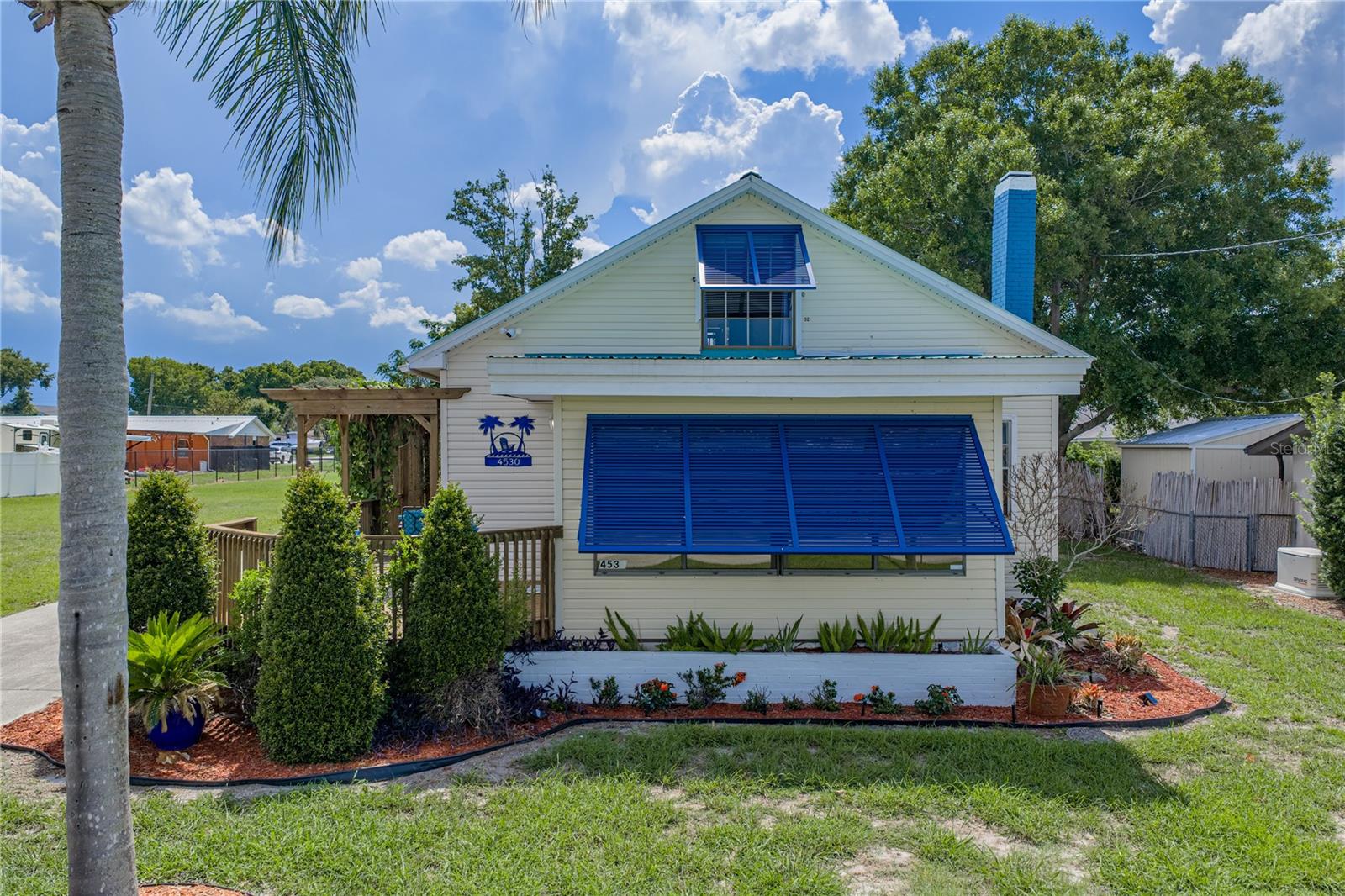 LAKE JACKSON BLVD SUB - Residential