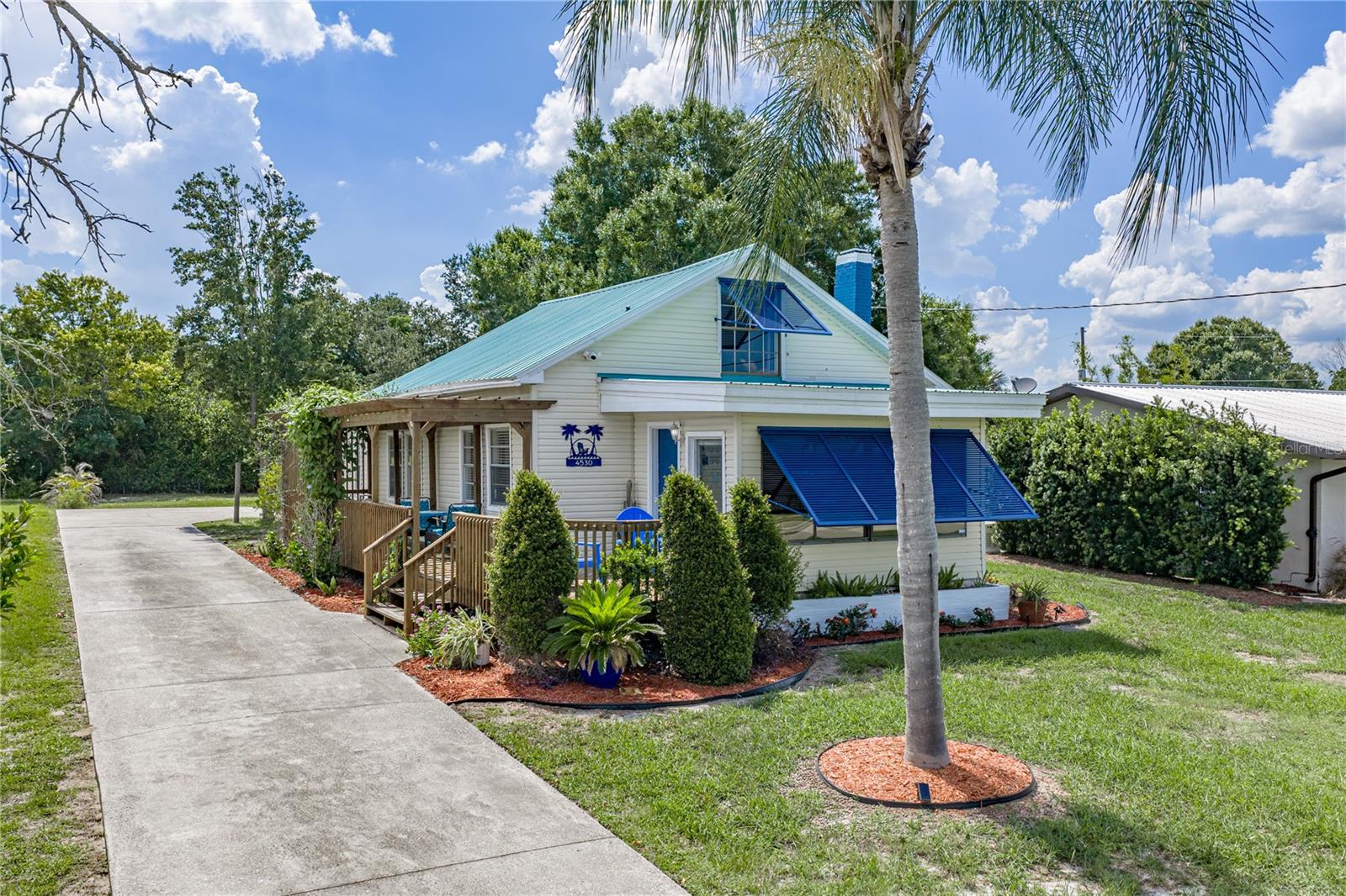 LAKE JACKSON BLVD SUB - Residential