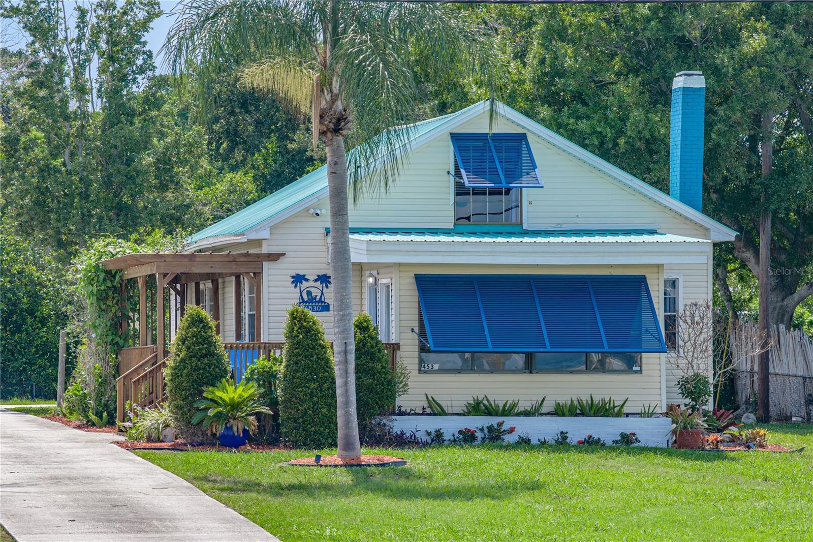 LAKE JACKSON BLVD SUB - Residential