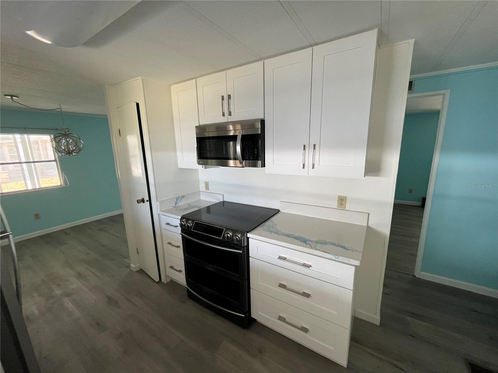 VENICE ISLE - Residential