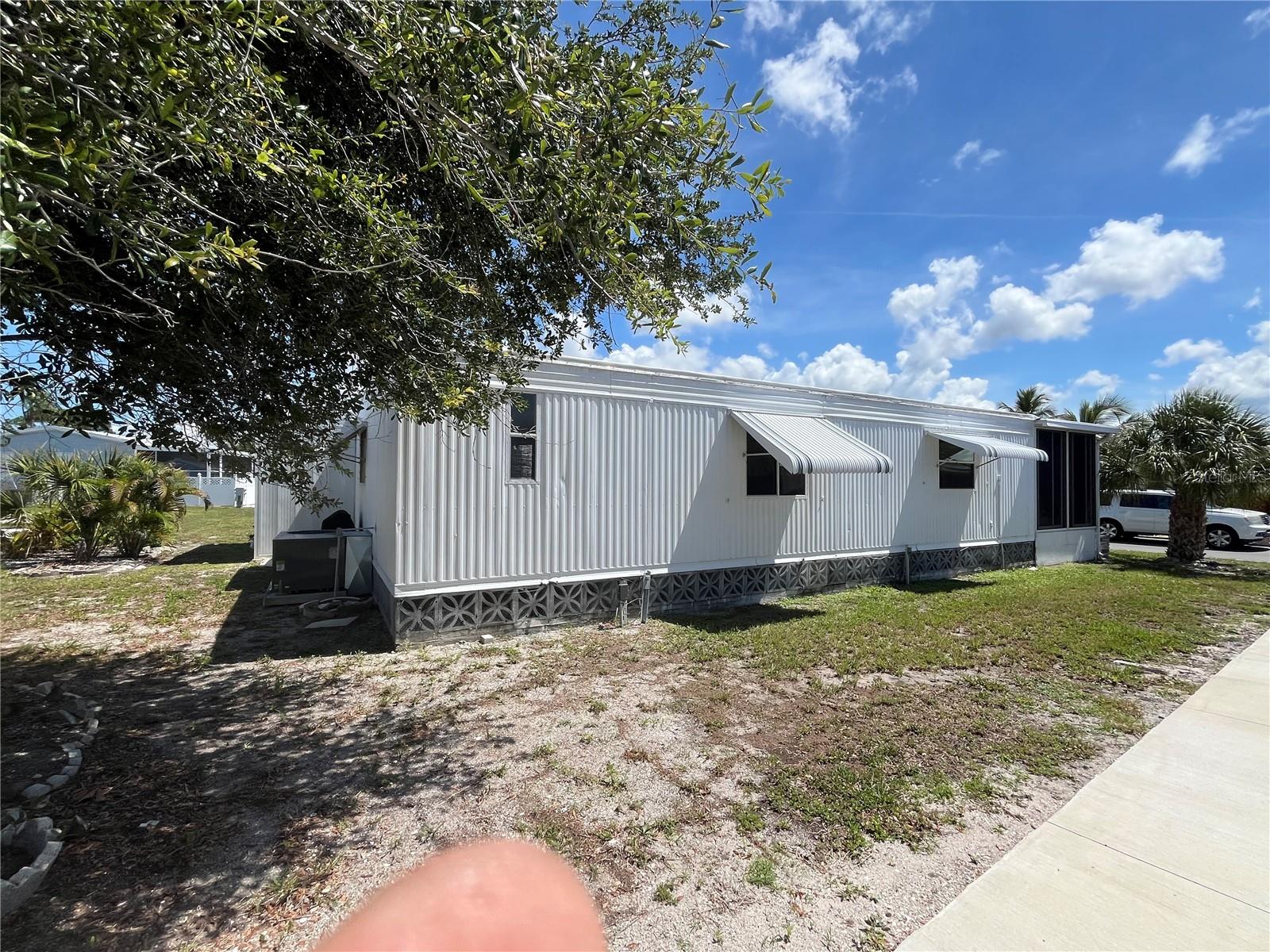 VENICE ISLE - Residential