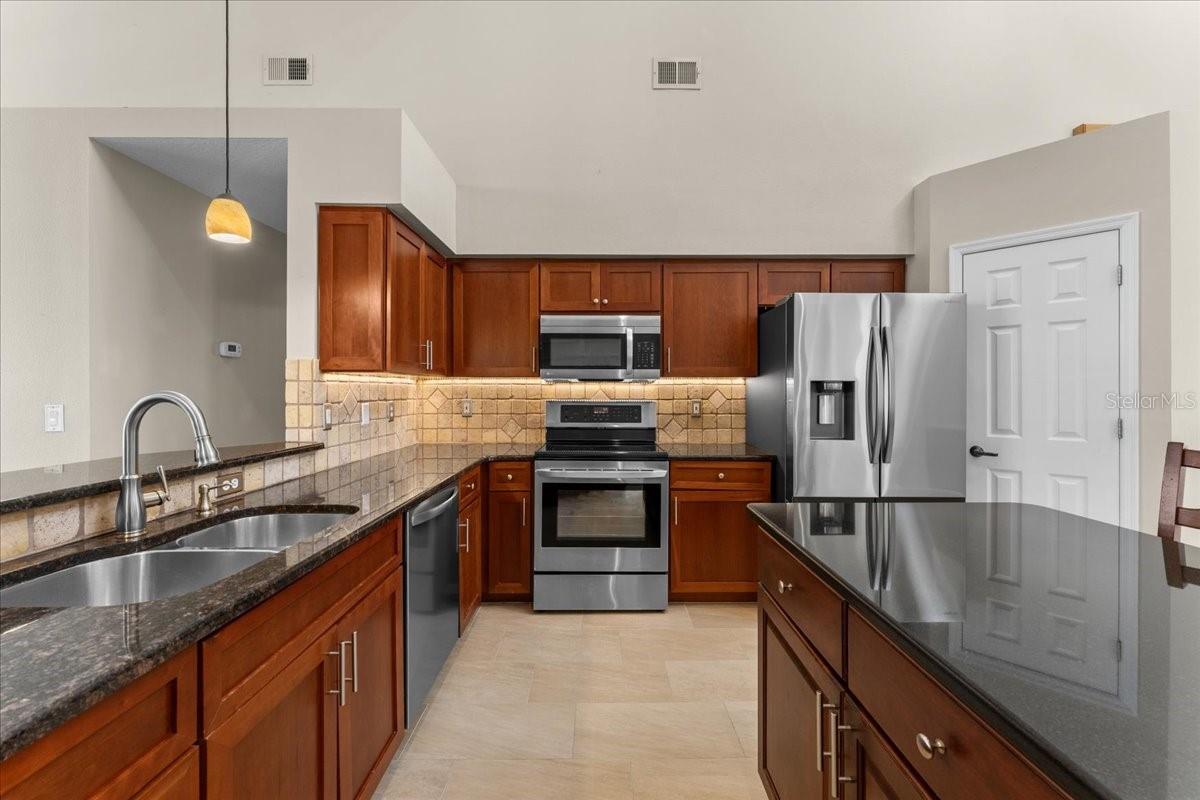 STONEBRIAR - Residential