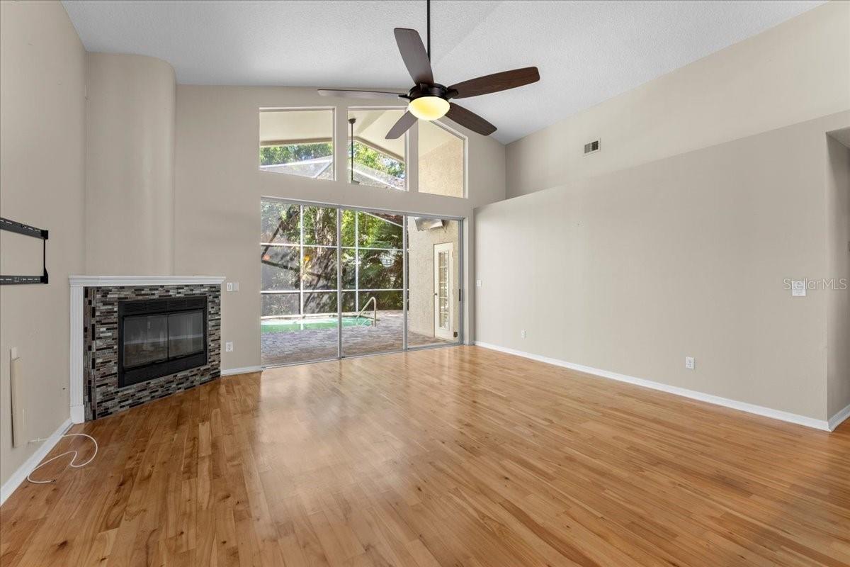 STONEBRIAR - Residential